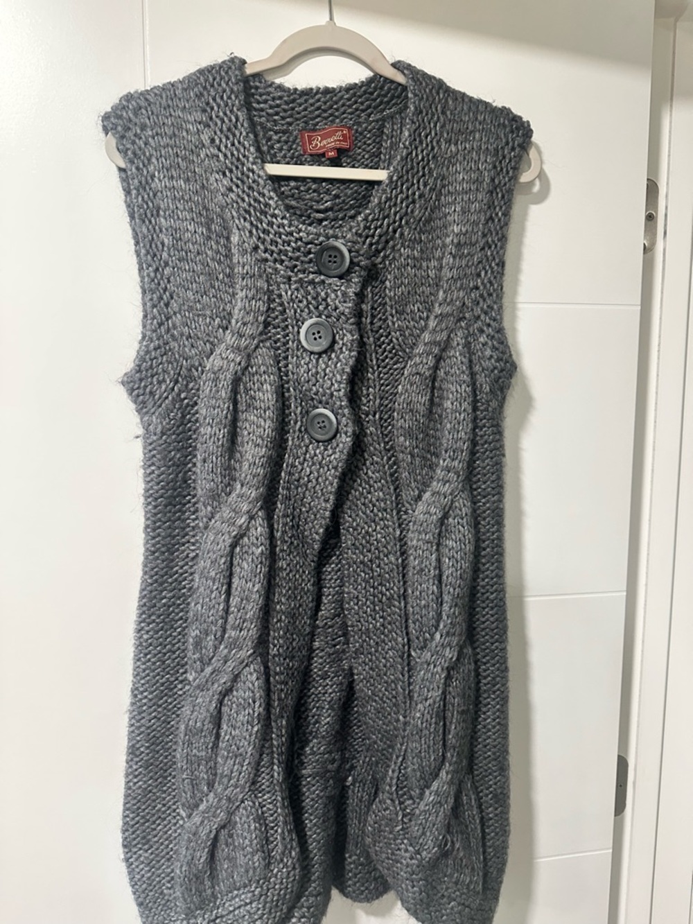 Cable Knit Sleeveless Cardigan Vest - Gray